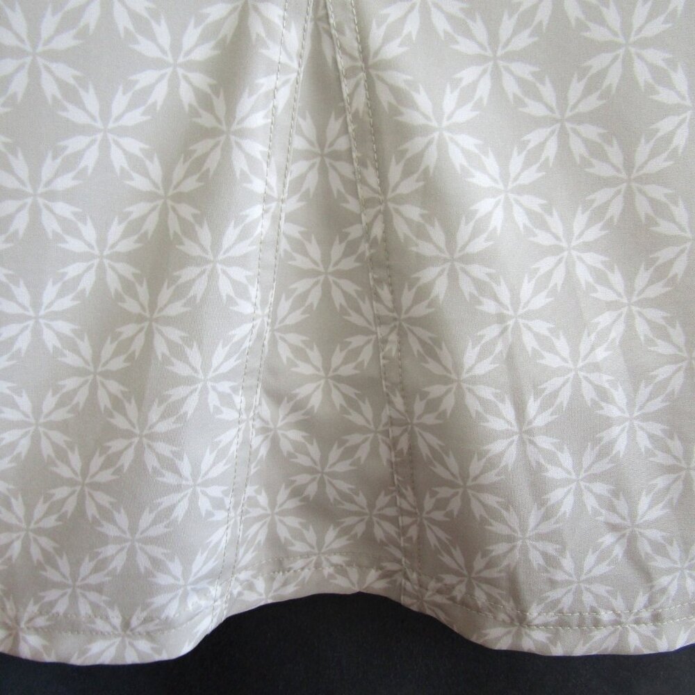 RipSkirt Hawaii Skirt Size XL Beige White Geometric Floral 19.5 In Length 2 Wrap - Picture 3 of 9